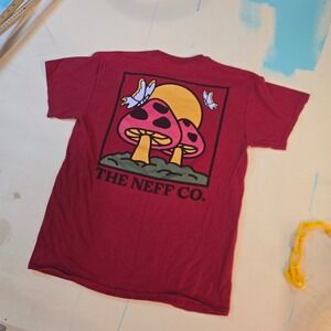 Graphictes Streetwear The Neff Co M T-shirt Red Mushrooms Sun  18x26‎ Streetwear
